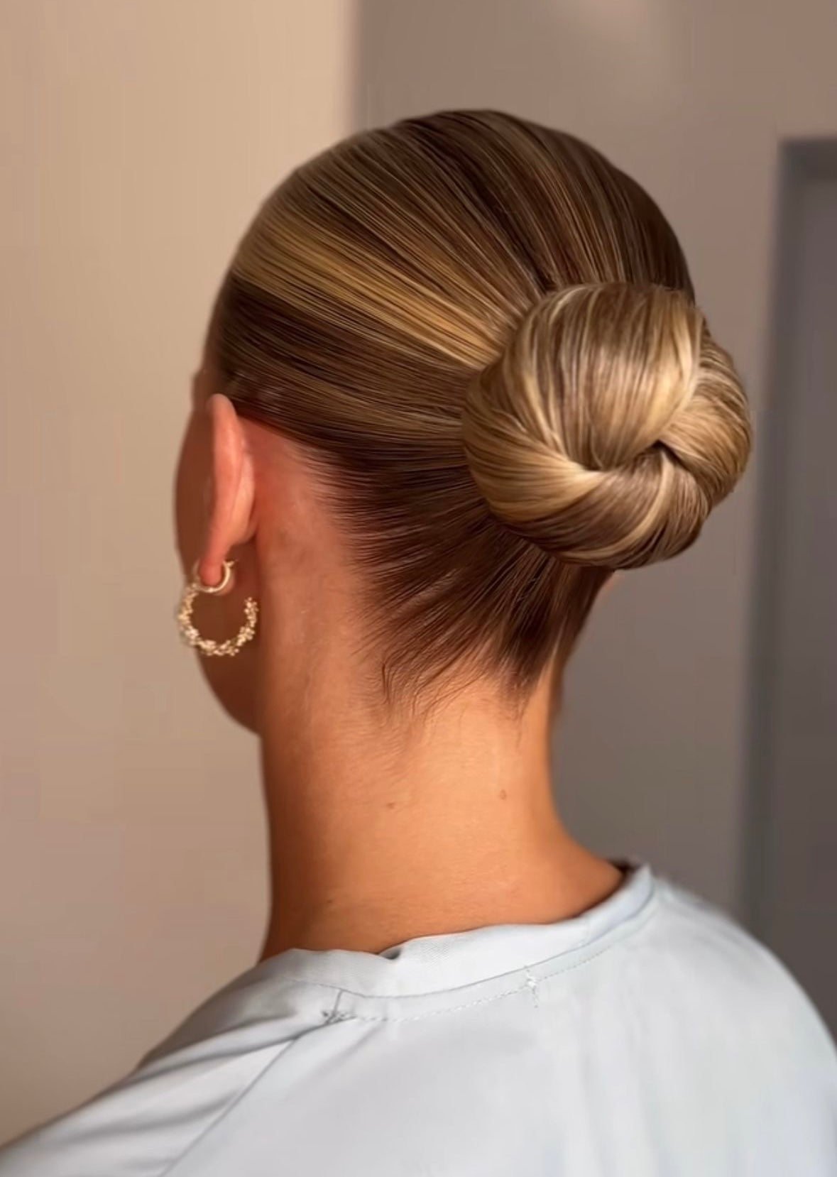 Silent Sleek Hair Wax Stick